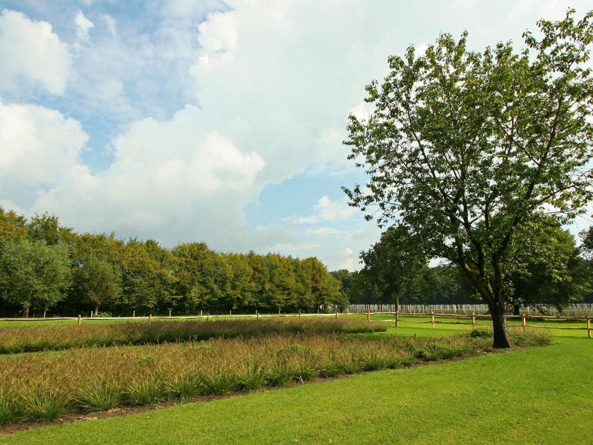 Beautiful Farmhouse In Beernem With Big Garden エクステリア 写真